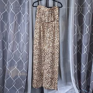 NWOT*GUESS • Dress
